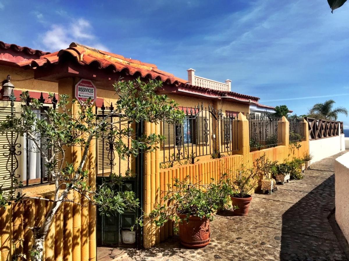 Villa Casa Amarilla Junto Al Mar Candelaria Exterior foto
